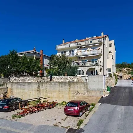 In 15442 Apartmán
