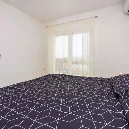 In 15442 Apartment